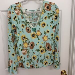 Judith March size Medium NWT long sleeve blouse. Retail $87